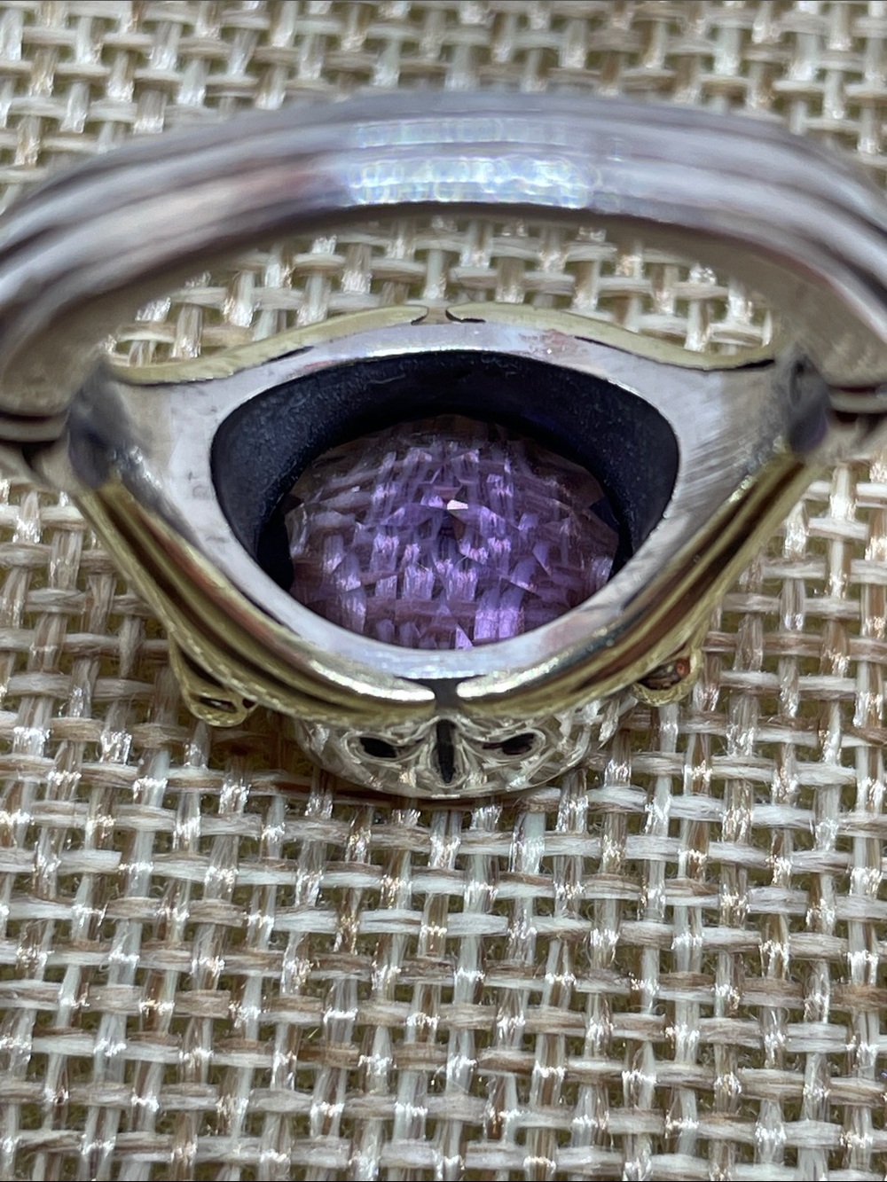 Vintage Lagos Caviar Arcadian Amethyst, Sterling Silver and 18k Gold Ring, 8 1/4 - Picture 7 of 10